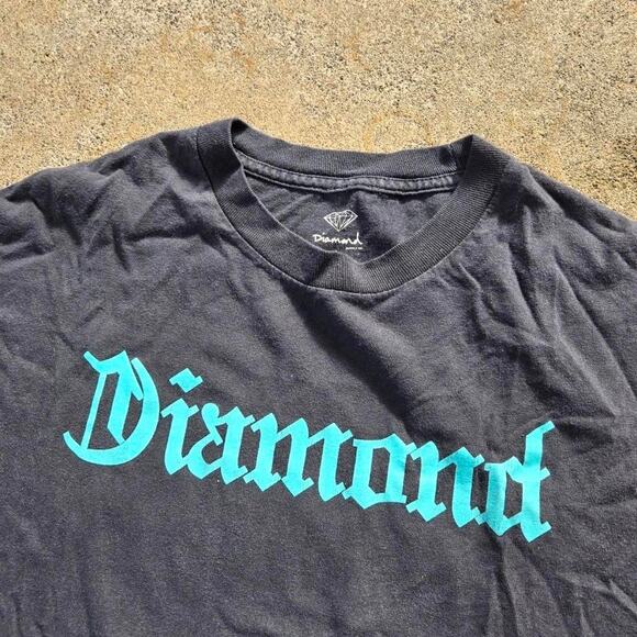 Vtg Y2k DIAMOND SUPPLY CO Old English Spellout Graphic Skate Tee Shirt Black Lg - Picture 2 of 4